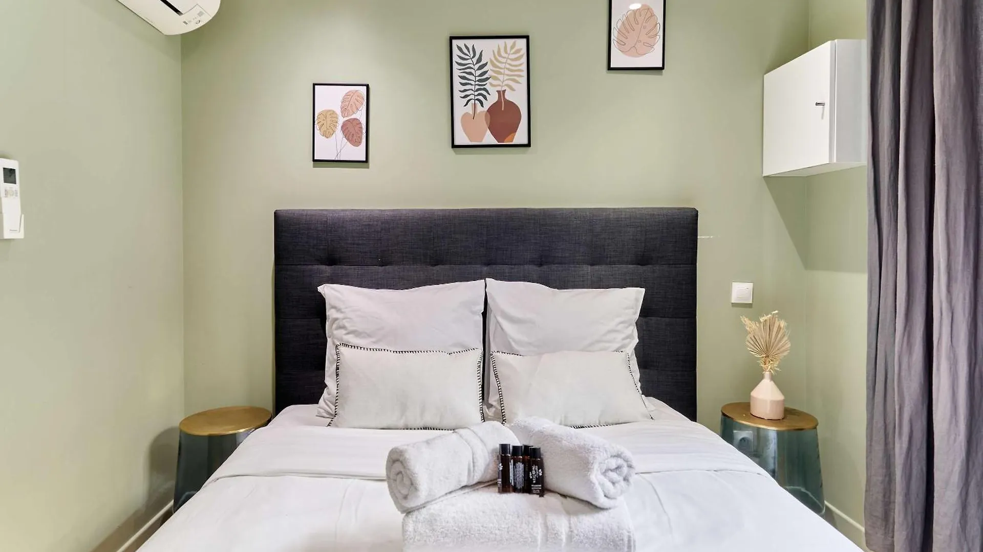 Apartment Center Of Paris By Studio Prestige Franciaország