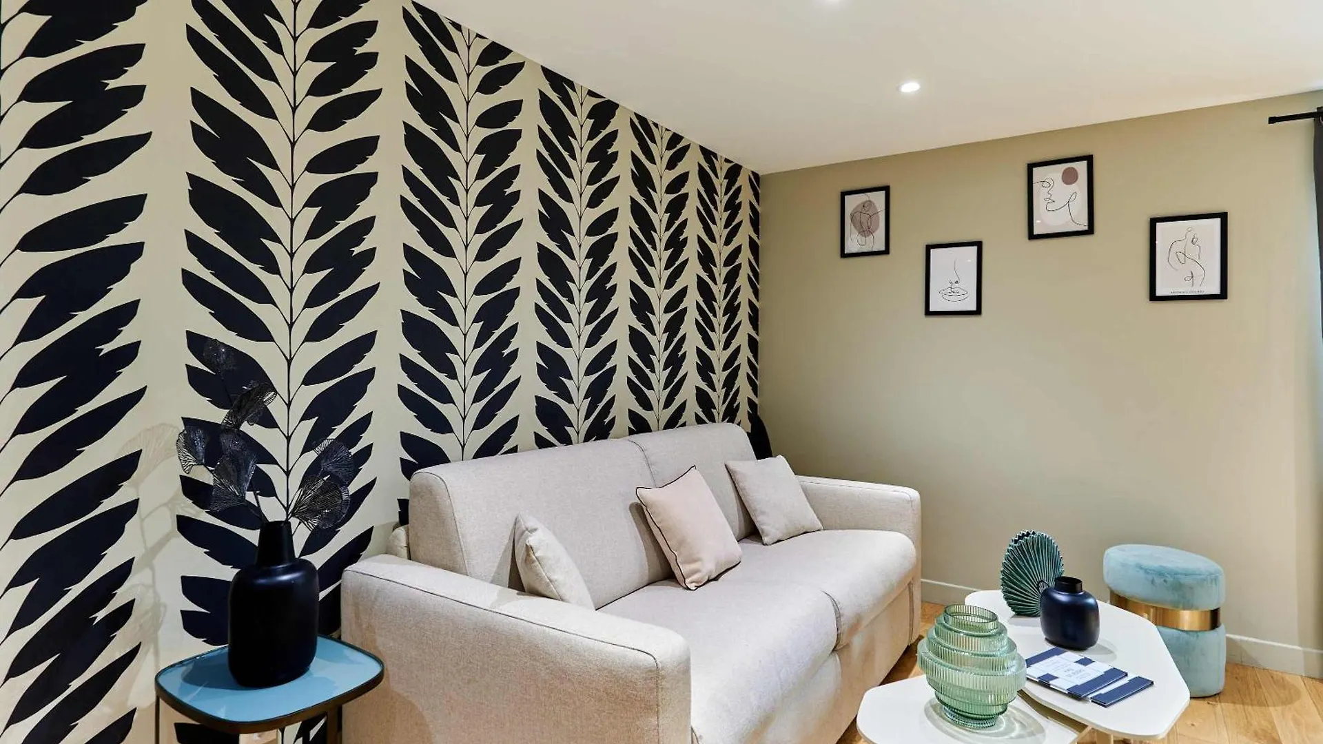 Apartment Center Of Paris By Studio Prestige Franciaország