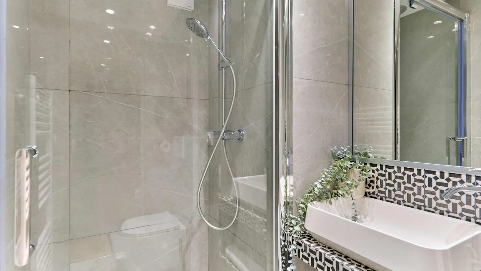 Apartment Center Of Paris By Studio Prestige 0*,